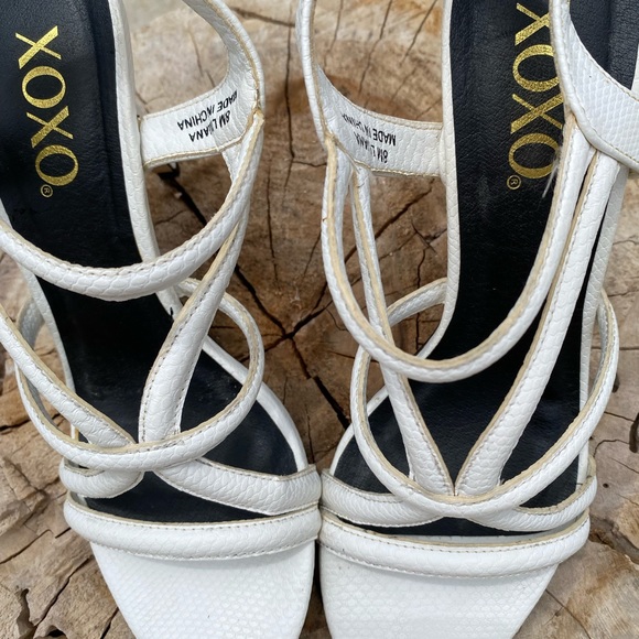 White Heeled Sandals - Picture 2 of 4